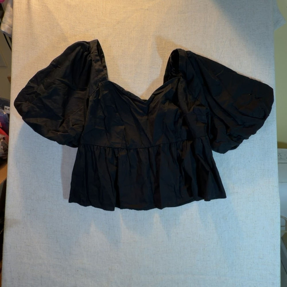 Old Navy Puff Sleeve Smocked Crop Top Black Off-Shoulder Peplum Women's Size 2X